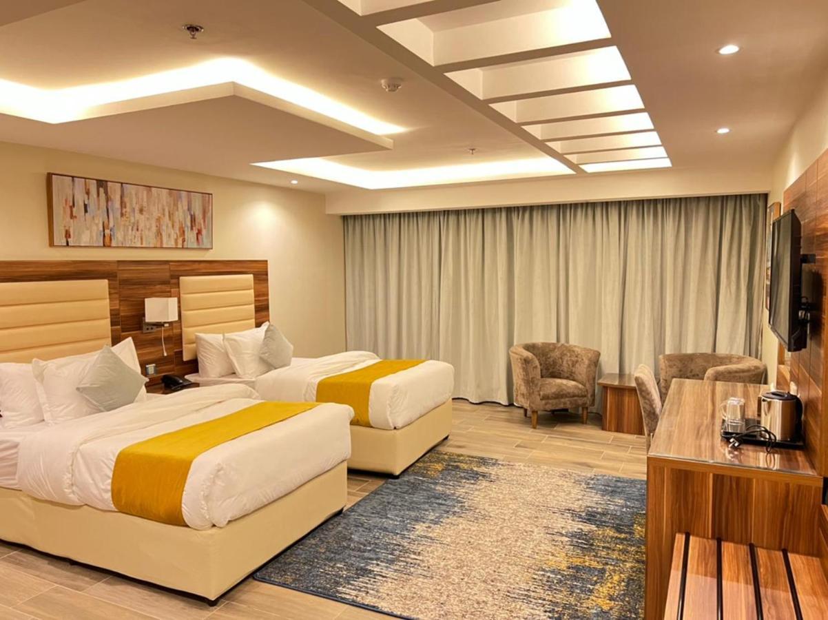 MOMENTS HOTEl فندق لحظات جدة المظهر الخارجي الصورة