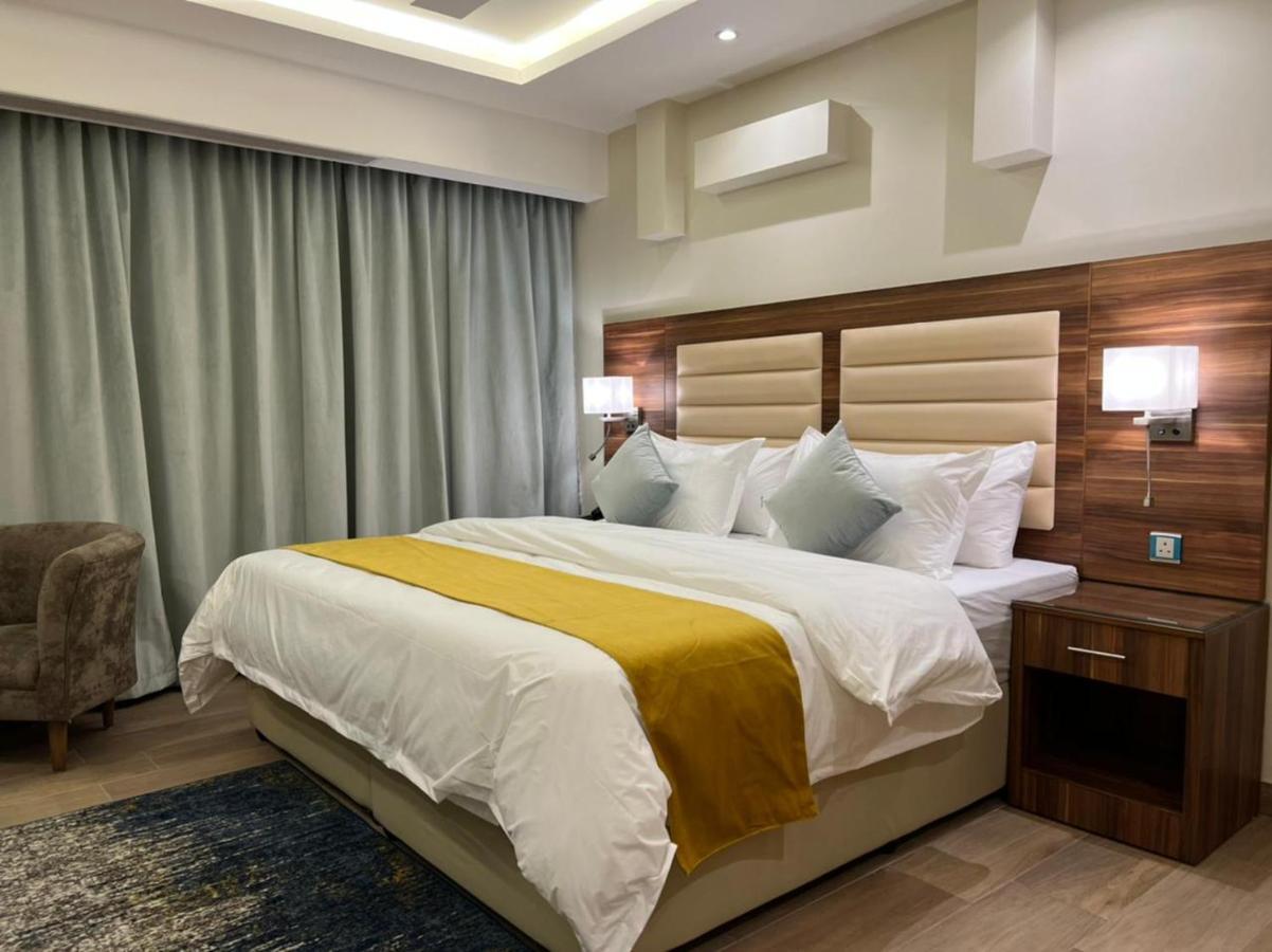 MOMENTS HOTEl فندق لحظات جدة المظهر الخارجي الصورة