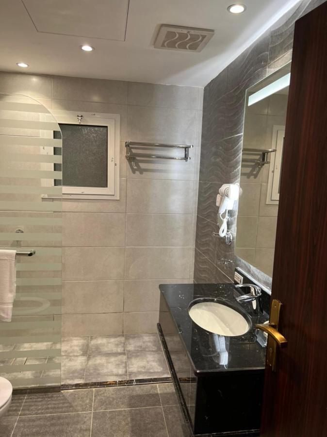 MOMENTS HOTEl فندق لحظات جدة المظهر الخارجي الصورة