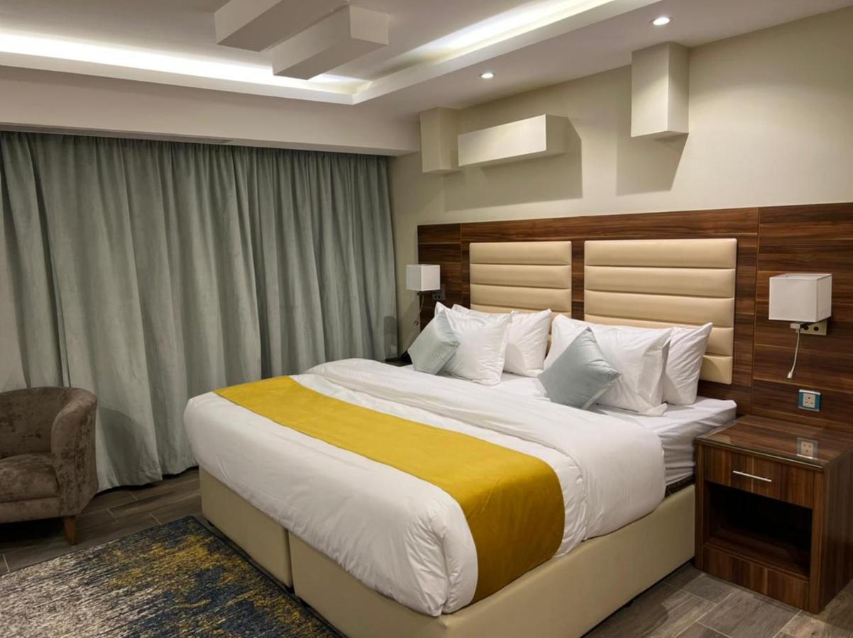 MOMENTS HOTEl فندق لحظات جدة المظهر الخارجي الصورة
