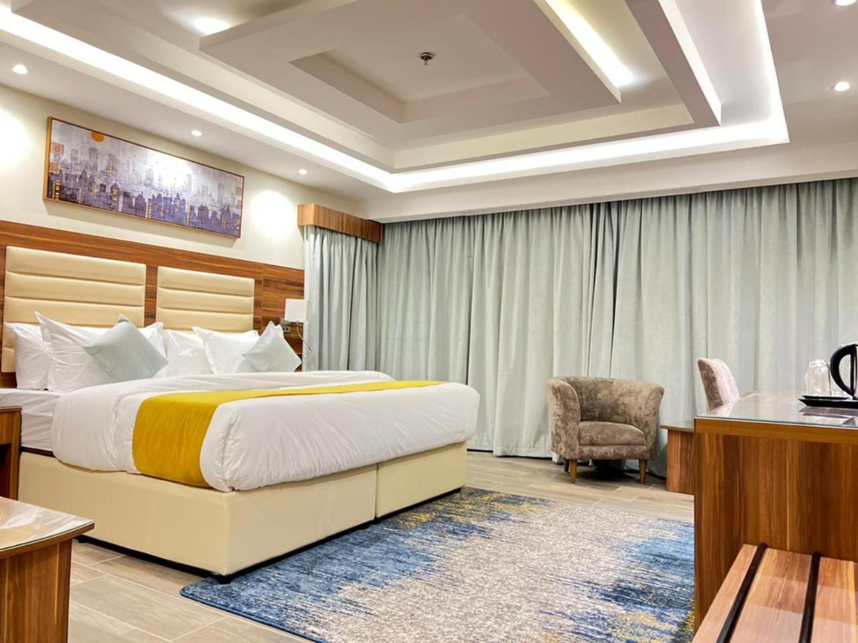 MOMENTS HOTEl فندق لحظات جدة المظهر الخارجي الصورة